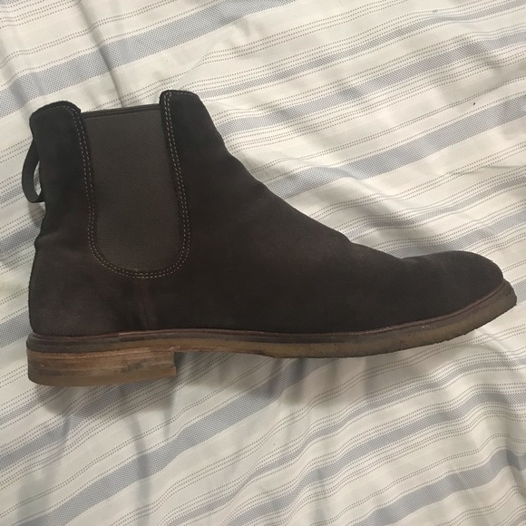 Clark’s Chelsea Boots - Picture 1 of 3